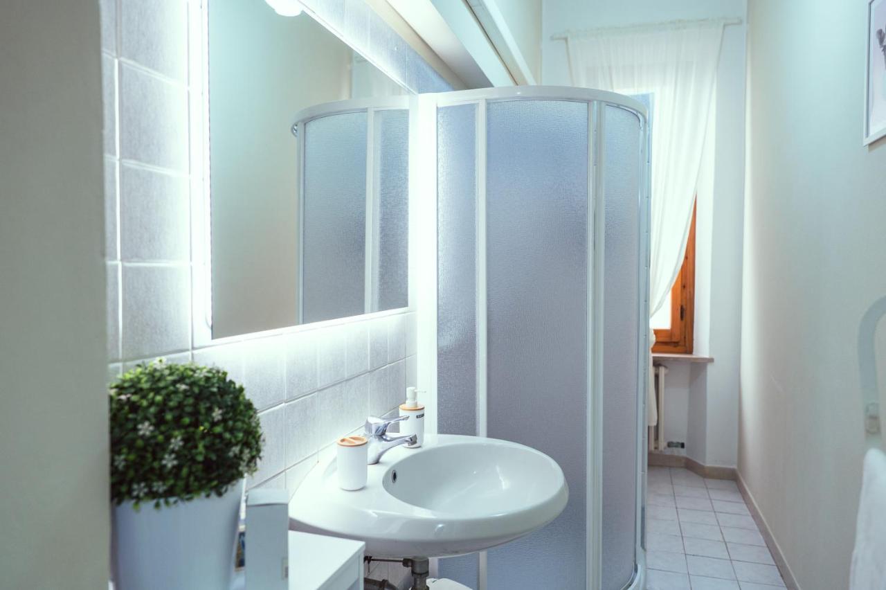 Celeste Simple Apartment San Miniato Eksteriør bilde